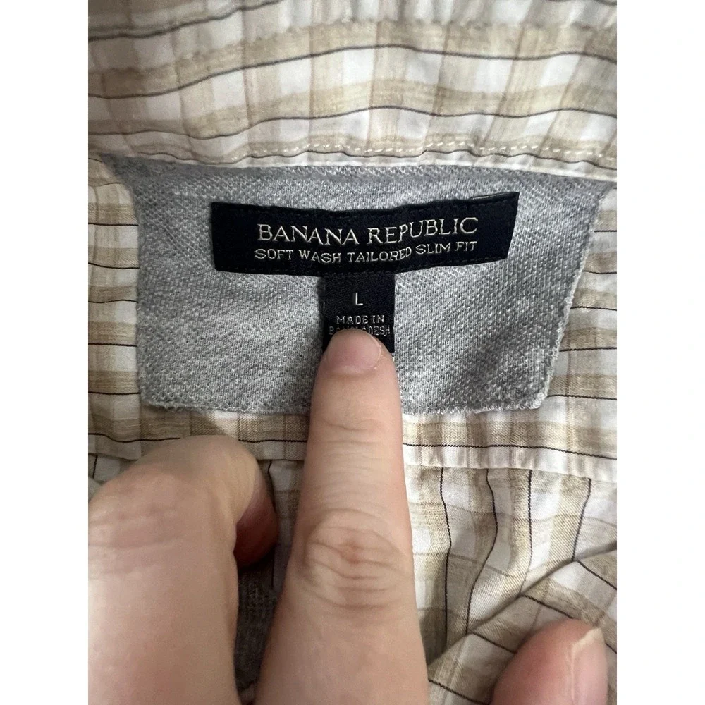Banana Republic brand banana